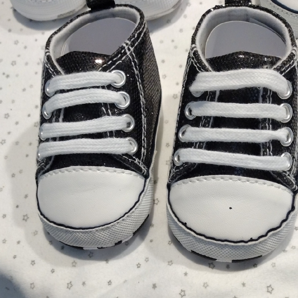 Stylish Black and Gray Kids Sneakers, 3 Pairs - Picture 4 of 10